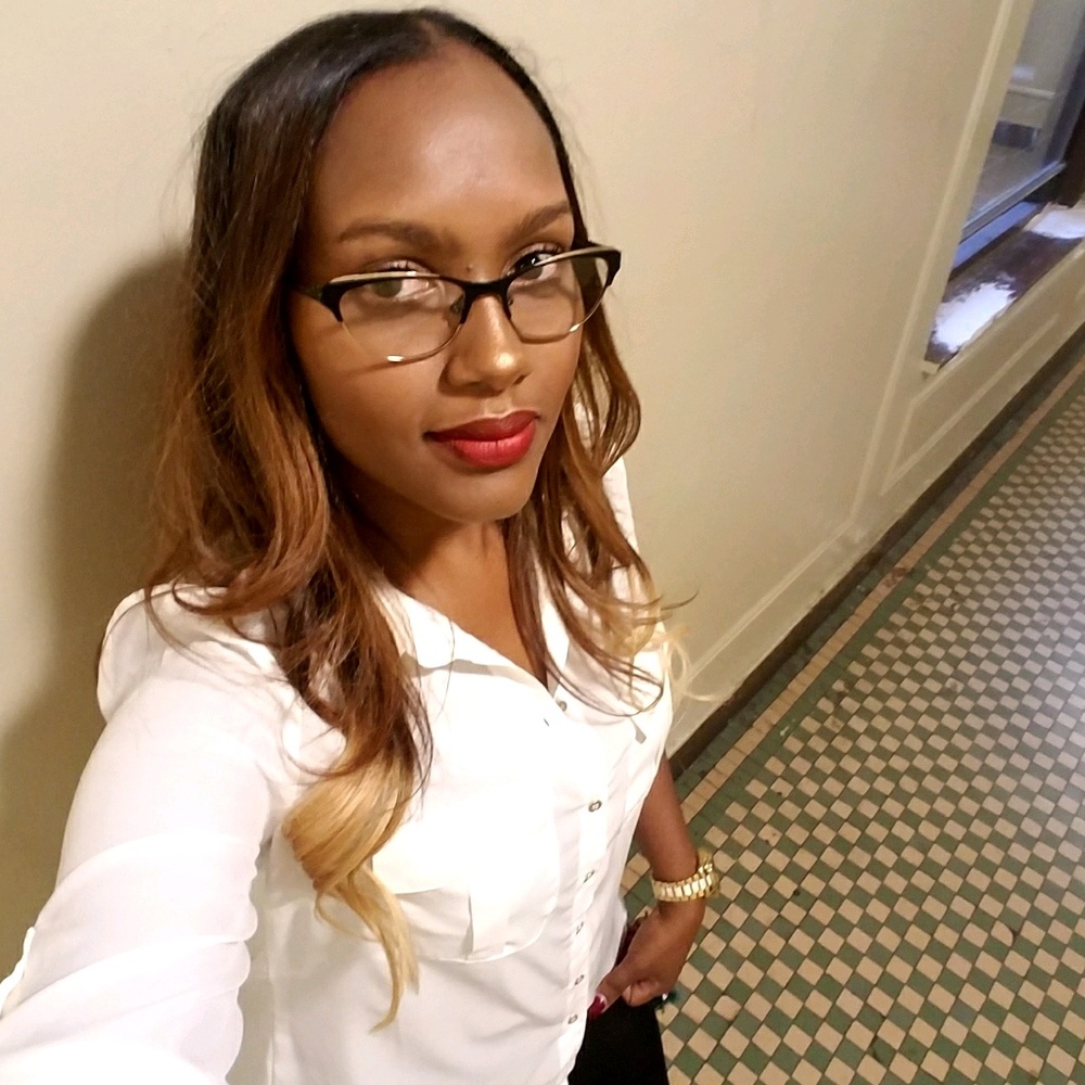 Meet your Posher, Jeniffer